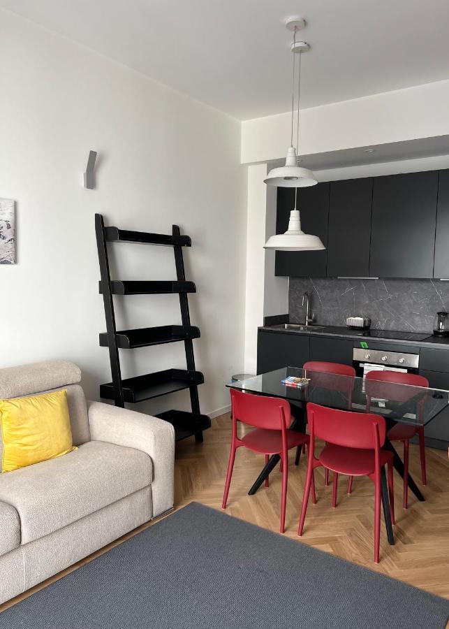 Milano: Incantevole Appartamento In Pieno Centro - Fancy Yellow Apartments Zewnętrze zdjęcie