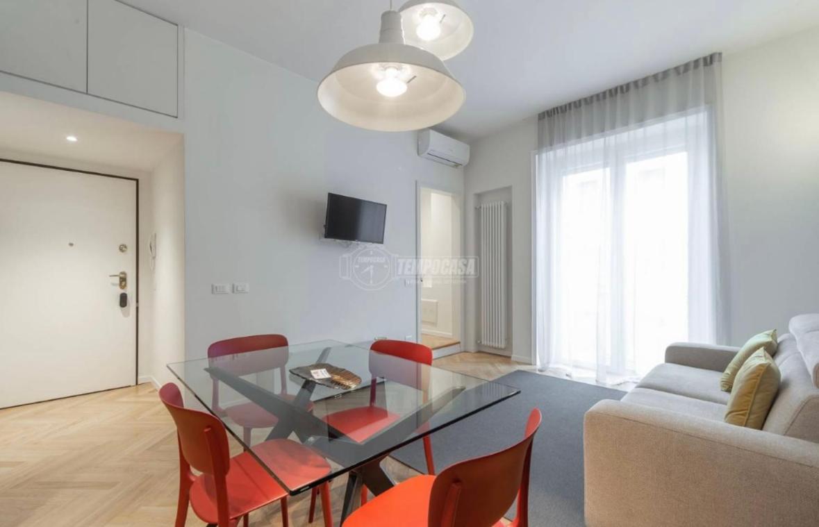 Milano: Incantevole Appartamento In Pieno Centro - Fancy Yellow Apartments Zewnętrze zdjęcie